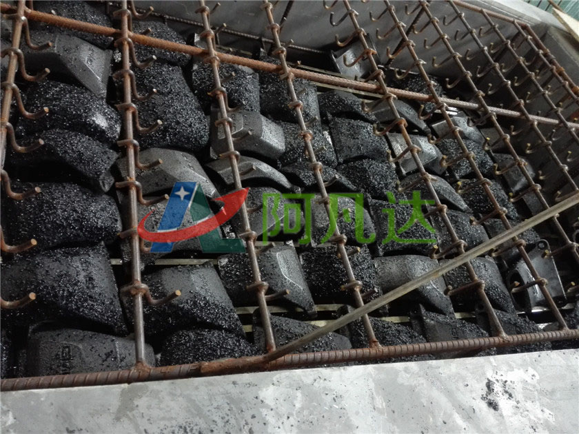 工件使用香蕉短视频下载脱漆现场照片